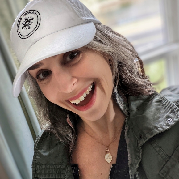 Meet your Posher, Diane - Picture 2 of 2